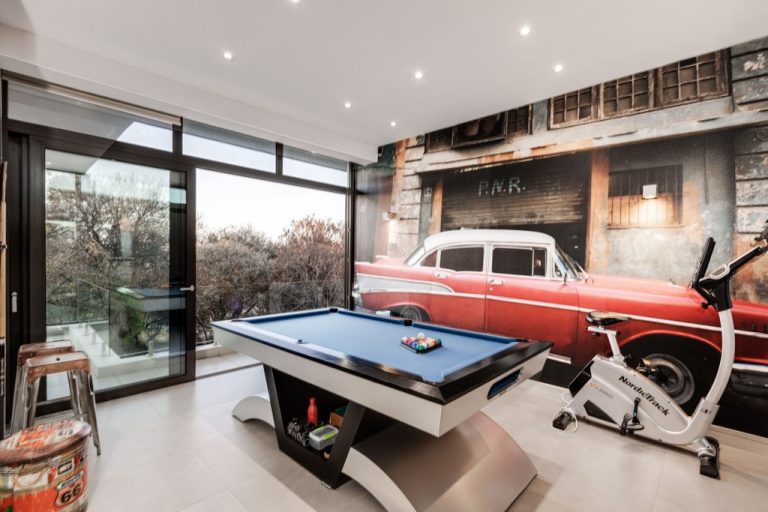 New Wallpaper in Pool Room